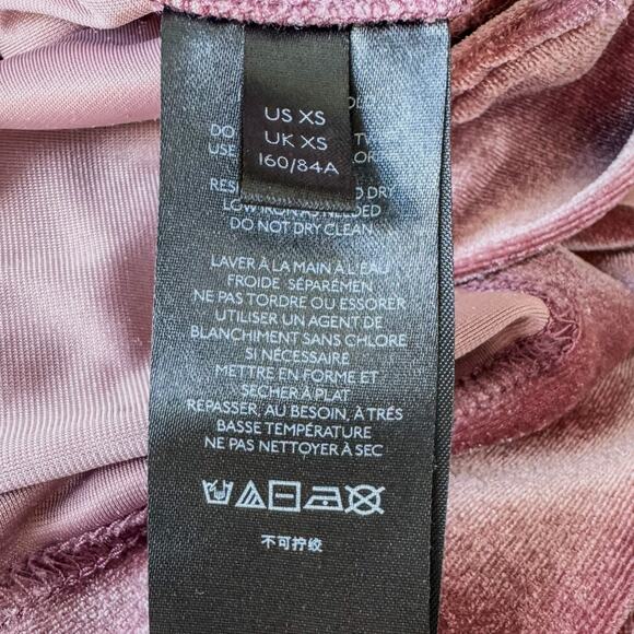 Anthropologie Dusty Rose Blush Krisha Velvet Mock Neck Short Sleeve Top, X-Small - Picture 10 of 10